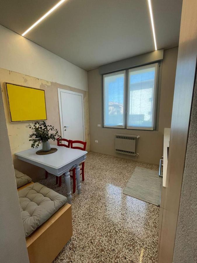 La Mirage Apartamento Desenzano del Garda Exterior foto
